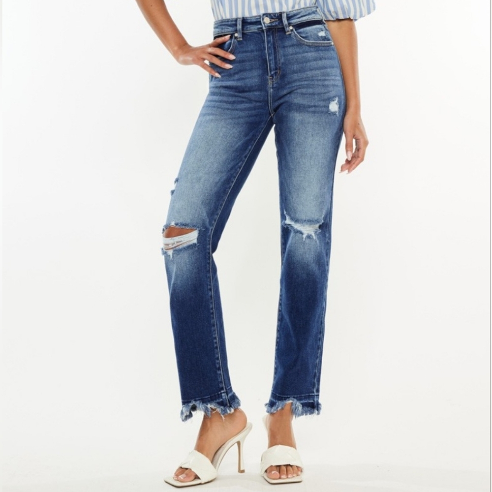 KanCan High-Rise Waist Slim Jeans Torn Distressed Torn Straight Leg Denim Pants